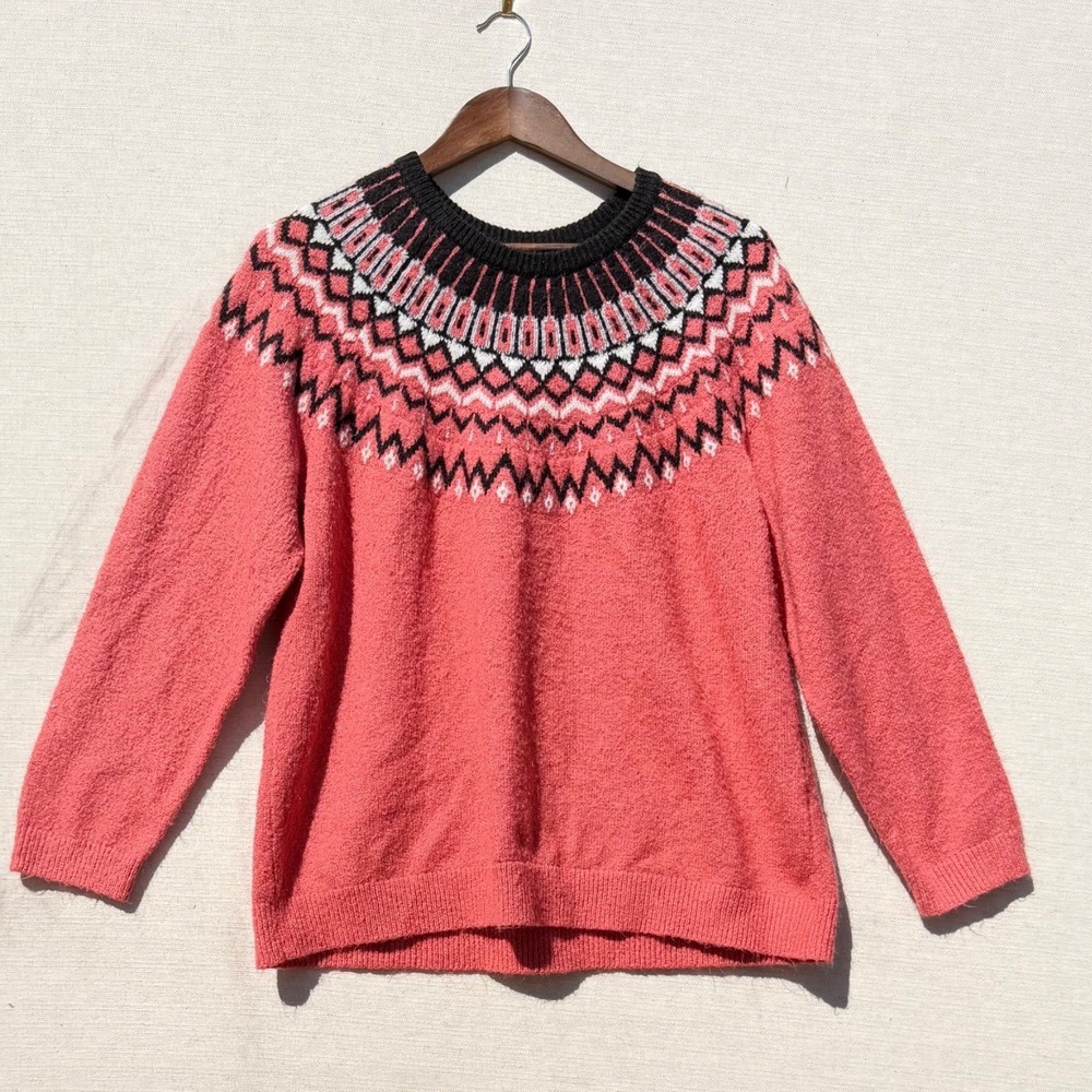 CJ Banks Womens 1X Fair Isle Sweater Coral Pink Black White Fuzzy Knit Pullover